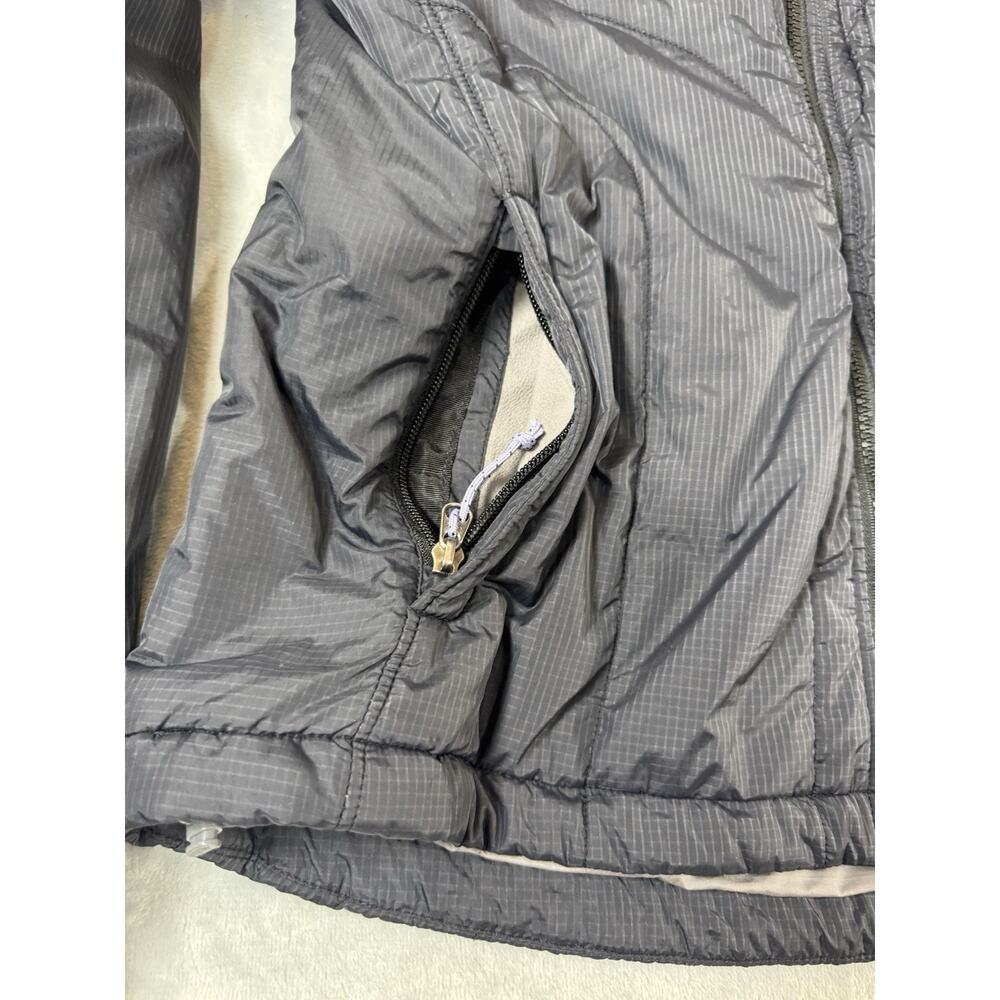 The North Face Woman’s Insulated Primaloft Navy Ripstop Jacket Medium M - Picture 3 of 12